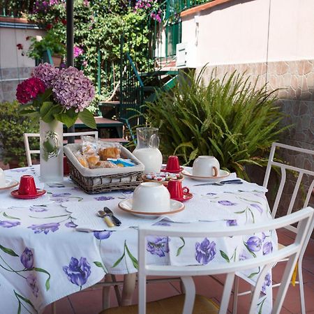 Casa Vacanze Il Gatto Rosso Trecase Екстериор снимка