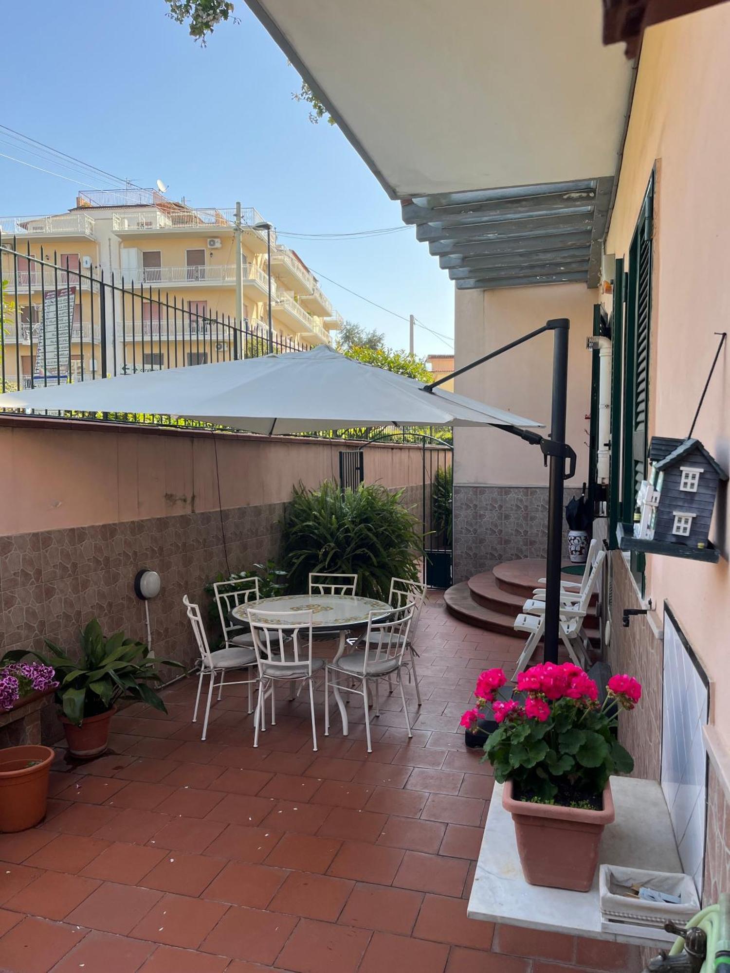 Casa Vacanze Il Gatto Rosso Trecase Екстериор снимка