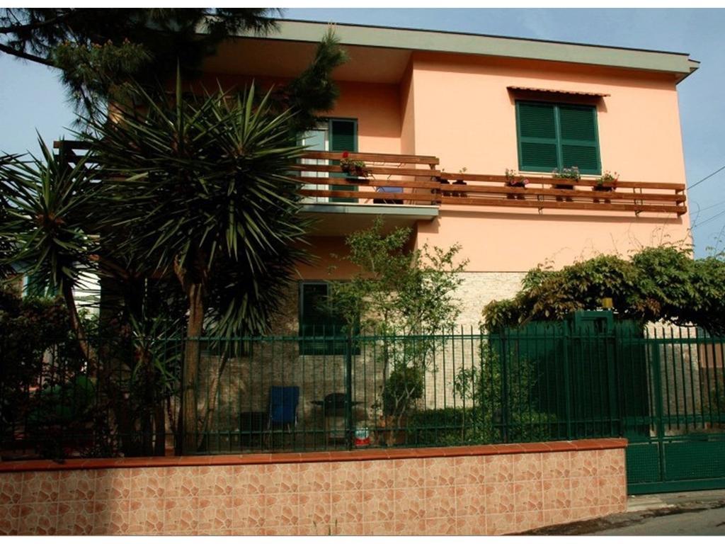 Casa Vacanze Il Gatto Rosso Trecase Екстериор снимка
